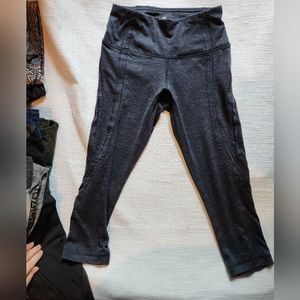 Yogalicious sz S Peekaboo Calves